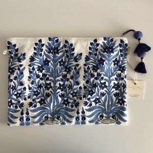 NWT Alecia Bell Blue & White Floral Large Zipper Pouch